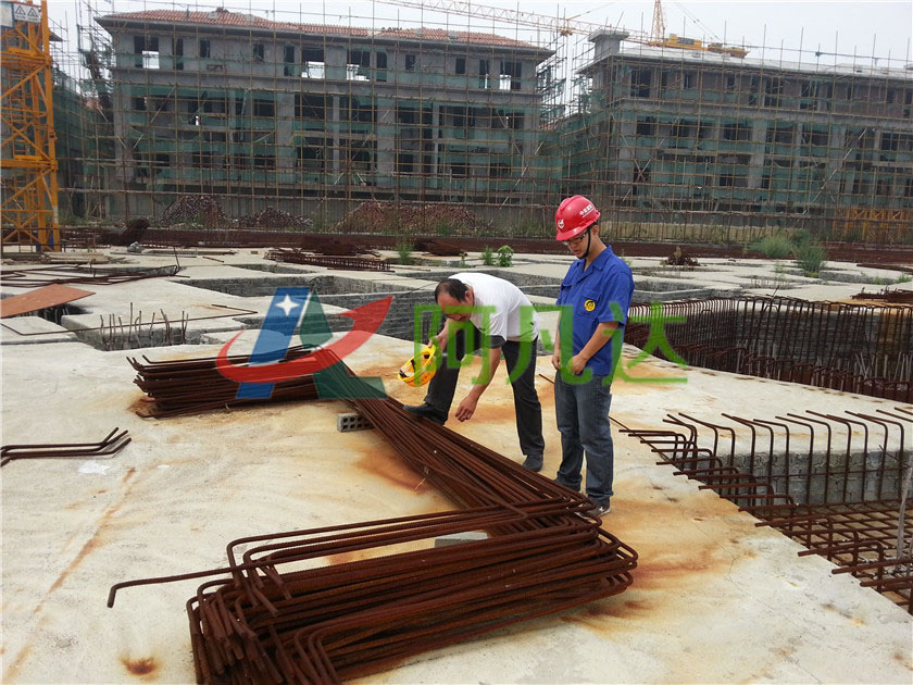 工程鋼筋除銹劑使用現場